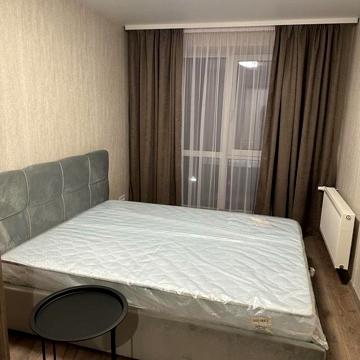 Яровиця вул., 9