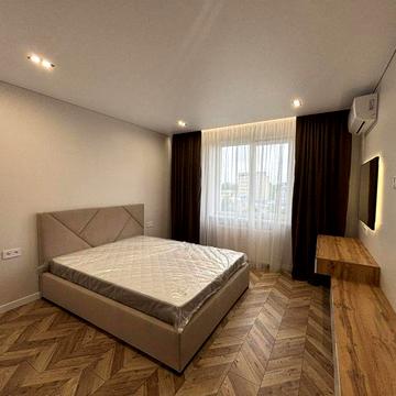 Топова 2 кімнатна квартира в центрі міста!!!