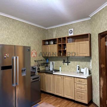 2-х кімнатна Осокорки 2-й поверх,вул.Ахматової35,RiverMall