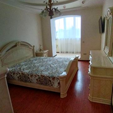 Військова вул., 2
