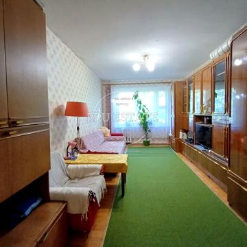 Дарницький бульв., 4