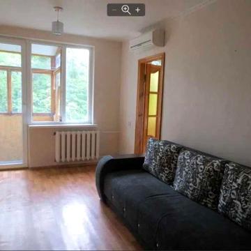 Продам 1 к. квартиру 23 Августа метро рядом косметический ремонт