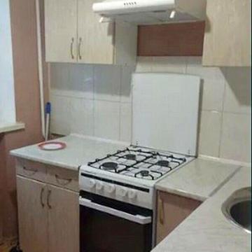 Довгострокова оренда 1к Квартира Космонавта Комарова вулиця