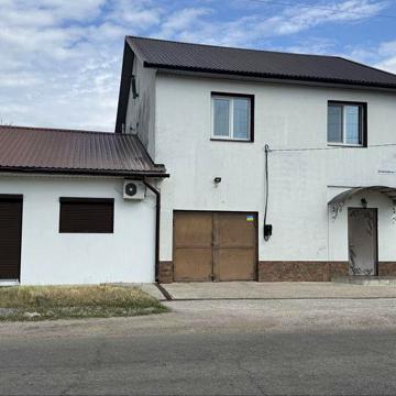 Оренда 2к квартири зі своїм паркомісцем