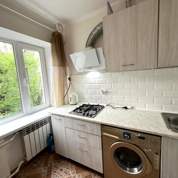 Михайла Бойчука вул. (Кіквідзе), 30а
