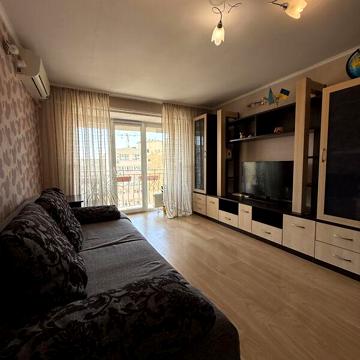 Продаж 1к Квартира Академіка Сахарова вулиця