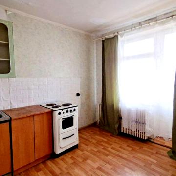 Набережна Перемоги вул., 126