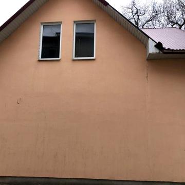 Будинок під магазин