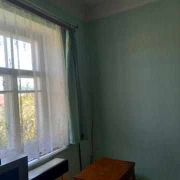 Квартира з земельною ділянкою.