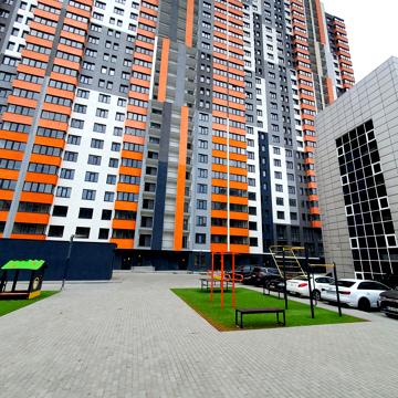 Володимира Сосюри вул., 6