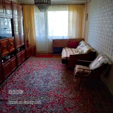 Небесної Сотні просп. (Маршала Жукова), 49