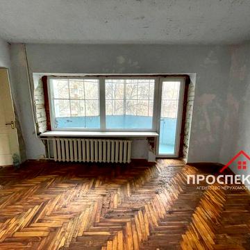 Продаж 2-кімнатної квартири в центрі Осіпенківського  р-ну