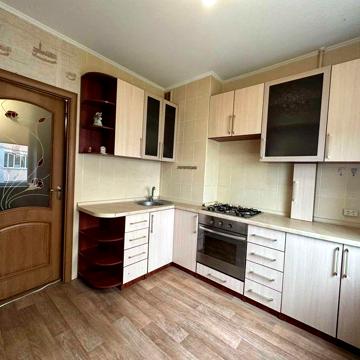 Оренда 1 кімн кв-ри по вул В. Коваленка (Пухова) ринок "Нива"