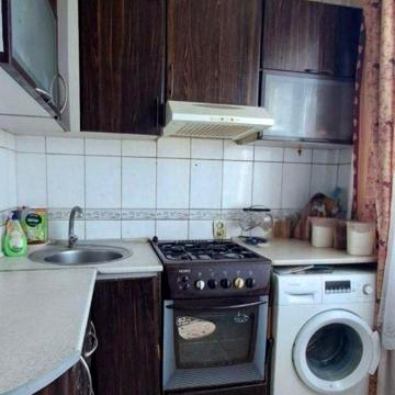 Архітекторів вул., 20