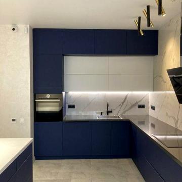 БЕЗ КОМІСІЇ!Продам 3к в центрі міста, пр-т Лесі Українки