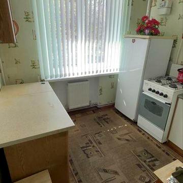 Продам 2к НЕ КУТОВУ з АГО, 2/5, 9 школа, Мрія