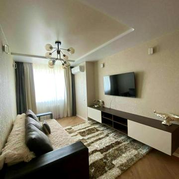 Патріарха Мстислава Скрипника вул., 48а