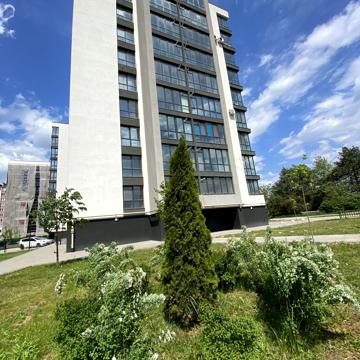 Романа Вірастюка вул., 1