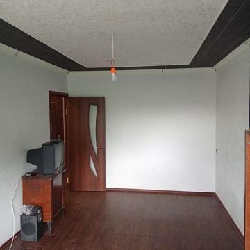 Продам 1 кв по.Тракторостроителей 102 б