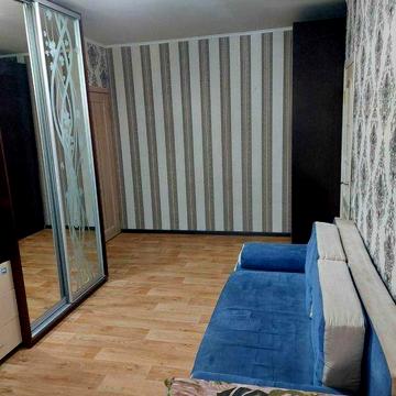 Продам дві квартири обєднані в одну 70м2 два балкони + гараж, Власник