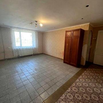 Продам 4х кімнатну квартиру