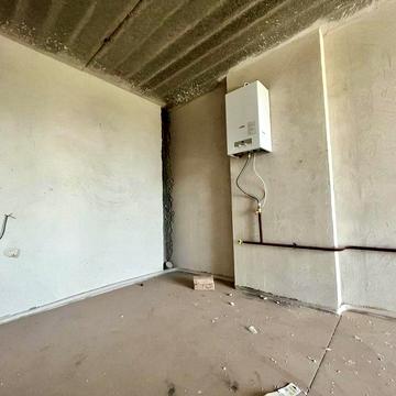 Евро 2-к квартира с кухней 21м2 и большой гардеробной! Тихая локация!