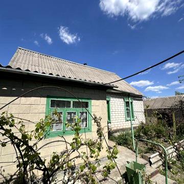 Продається будинок з ділянкою 15 соток у с. Миколаївка
