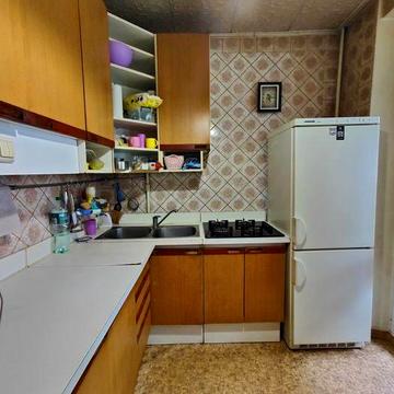 Продам 1 комнатная квартира Залютино. Рынок.