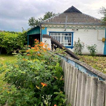 Продам будинок у селі Мирівка, Київська обл. 60 км від Києва.