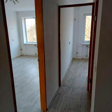 1-кімнатна квартира з ремонтом без балкону