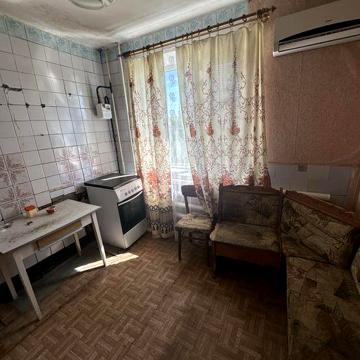 Продам 2-х кімнатну квартиру в м. Лозова