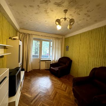 Остапа Вишні вул., 7