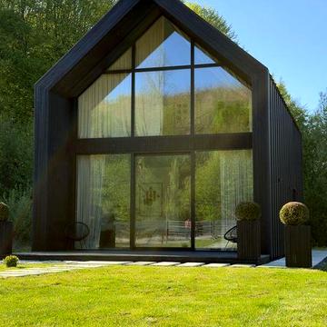 Котедж у Поляні. Продаж нерухомості