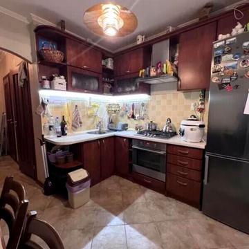 Володимира Вернадського вул., 36