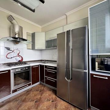 Дворівнева квартира!