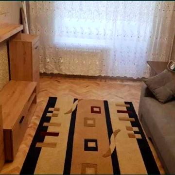 Продам 2 ком. кв. м. Студенческая 607 м-рн