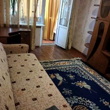 1к квартира на Артёме (домовая кухня)