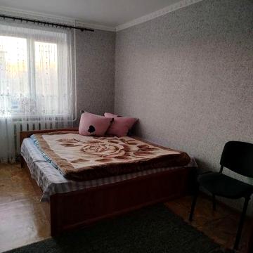 2 кімнатна квартира на Тищика без комісії для покупця