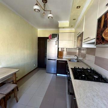 Продаж 1к Квартира Академіка Сахарова вулиця