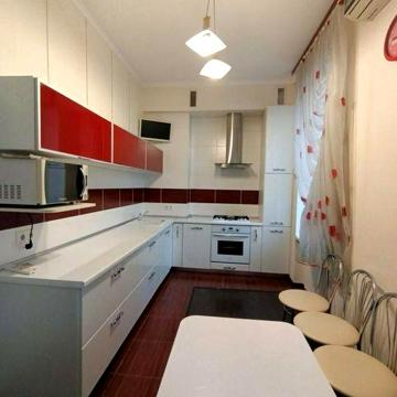 Хрещатик пішки. Продаж двокімнатної квартири в Києві