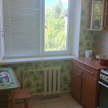 Героїв Крут вул., 5