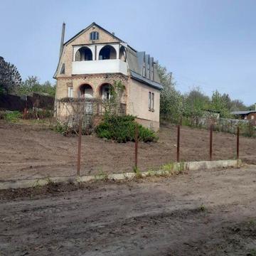 Продаж 3к Дім Озерний