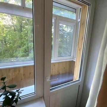 Продам 2к на Робочій/Каверіна . Євроремонт.  3 поверх. NS