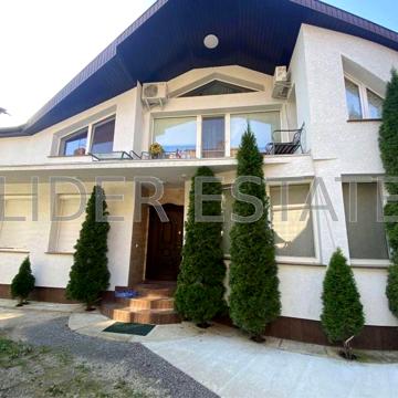 Продажа 2-во поверхового будинку