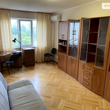 Продаж 4к Квартира Енвера Ахсарова вулиця