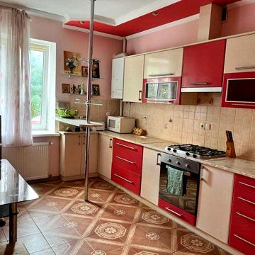 Довгострокова оренда 2-кімнатної квартири на вул. Бродівська