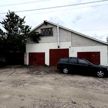 Продаж будинку баня гостьовий дім гараж СТО майстерня Челюскінцев 131