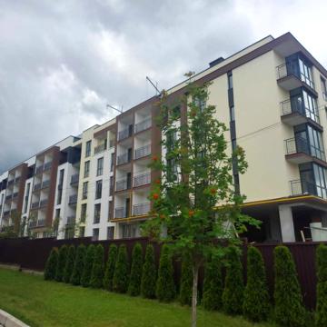 Героїв Крут вул., 10