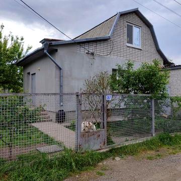 Продам двоповерховий будинок м.Дніпро