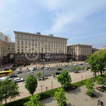 Хрещатик вул. (Kreschatic), 21